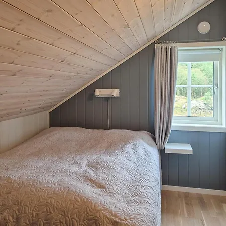 Holiday home 5 Bedroom Cozy In