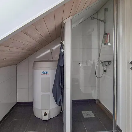 5 Bedroom Cozy In *